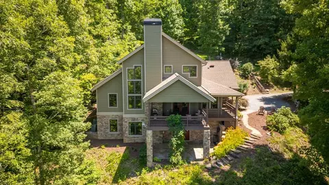 353 Bartlett Glen Cove Dr, Bryson City, NC 28713