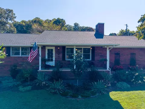 Exterior - 22 Brookside Dr, Franklin, NC 28734 photo 9 of 20
