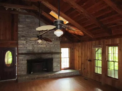Living - 3591 Morrow Rd, Murphy, NC 28906 photo 2 of 2