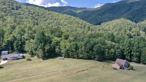 000 Sugar Fork Rd, Sylva, NC 28779 photo 9