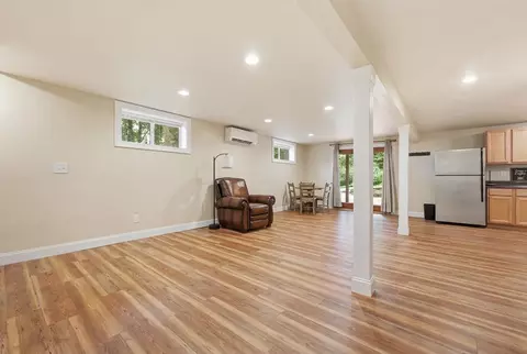 Living - 95 Parkview Ln, Franklin, NC 28734 photo 2 of 3