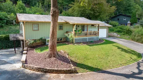 Exterior - 95 Parkview Ln, Franklin, NC 28734 photo 13 of 14