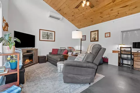 Living - 219 E Rogers St, Franklin, NC 28734 photo 2 of 2