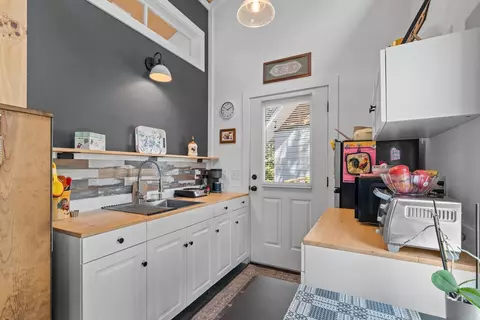 Kitchen - 219 E Rogers St, Franklin, NC 28734 photo 6 of 6