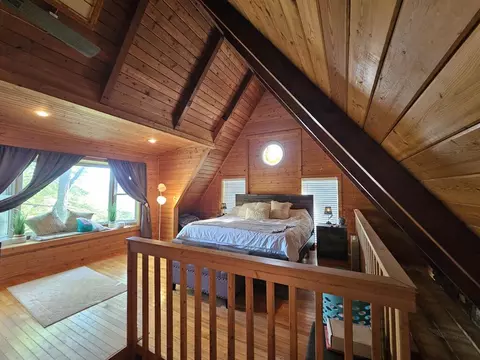 Bedroom - 607 Echo High Rd, Franklin, NC 28734 photo 3 of 6