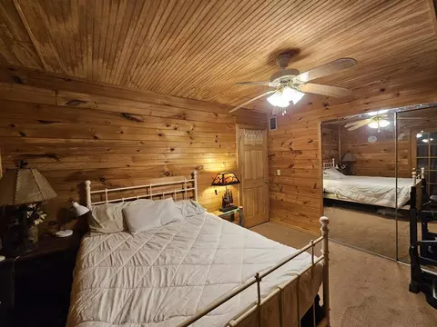Bedroom - 607 Echo High Rd, Franklin, NC 28734 photo 1 of 6