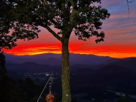 1334 High Splendor, Robbinsville, NC 28771