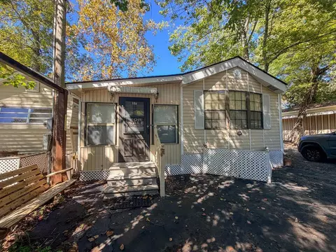 17 Old Soco Road, Whittier, NC 28789