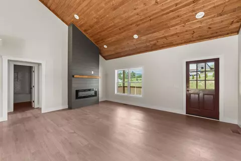 Living - 0 Tract 2 Coman Rd, Franklin, NC 28734 photo 2 of 4