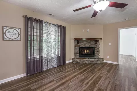Living - 168 Lilac Trl, Murphy, NC 28906 photo 4 of 5