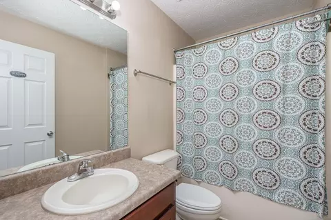 Bath - 168 Lilac Trl, Murphy, NC 28906 photo 3 of 4