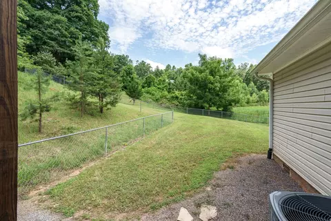 Exterior - 168 Lilac Trl, Murphy, NC 28906 photo 11 of 20