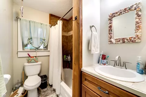 Bath - 152 Mills Branch Rd, Sylva, NC 28779 photo 1 of 1