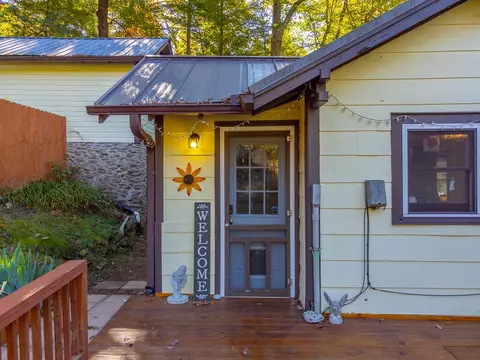 Exterior - 152 Mills Branch Rd, Sylva, NC 28779 photo 2 of 8