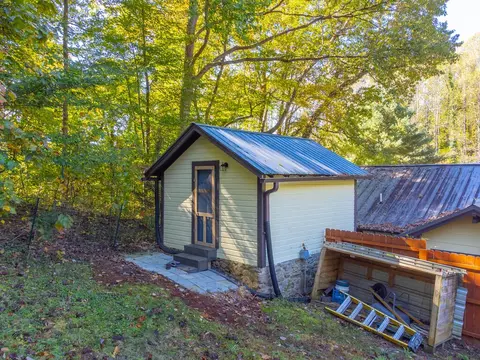 Exterior - 152 Mills Branch Rd, Sylva, NC 28779 photo 7 of 8
