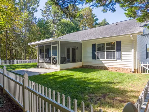 Exterior - 32 Coventry Cir E, Franklin, NC 28734 photo 5 of 22