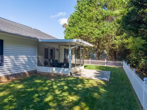 Exterior - 32 Coventry Cir E, Franklin, NC 28734 photo 21 of 22