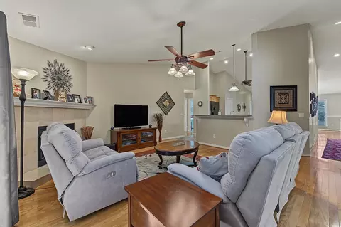 Living - 32 Coventry Cir E, Franklin, NC 28734 photo 3 of 3