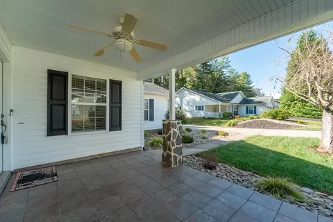 Exterior - 32 Coventry Cir E, Franklin, NC 28734 photo 8 of 22