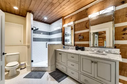 Bath - 246 Fiddle And A Bow Ln, Sylva, NC 28779 photo 1 of 5
