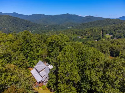 View/Area - 246 Fiddle And A Bow Ln, Sylva, NC 28779 photo 3 of 9