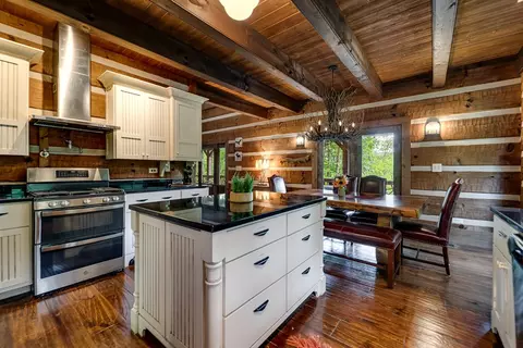 Kitchen - 246 Fiddle And A Bow Ln, Sylva, NC 28779 photo 2 of 5