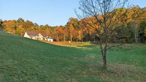 Exterior - 431 Tahlfield, Sylva, NC 28779 photo 8 of 22