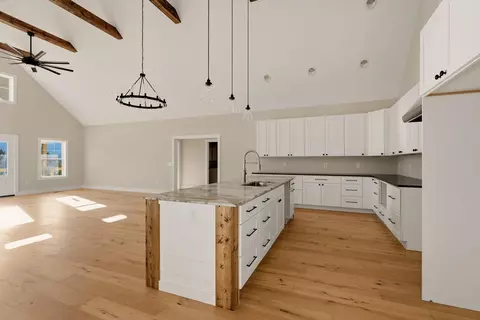 Kitchen - 431 Tahlfield, Sylva, NC 28779 photo 3 of 4
