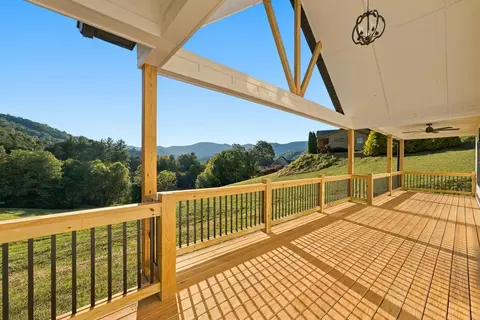 Exterior - 431 Tahlfield, Sylva, NC 28779 photo 19 of 22