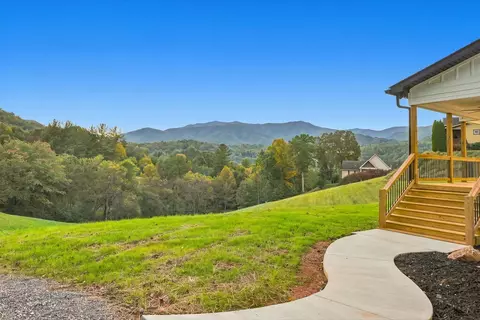 Exterior - 431 Tahlfield, Sylva, NC 28779 photo 15 of 22
