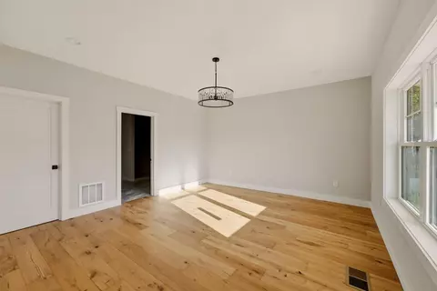Living - 431 Tahlfield, Sylva, NC 28779 photo 5 of 5