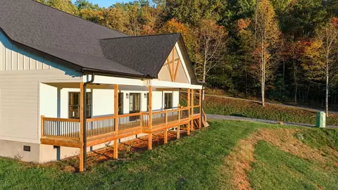 Exterior - 431 Tahlfield, Sylva, NC 28779 photo 5 of 22