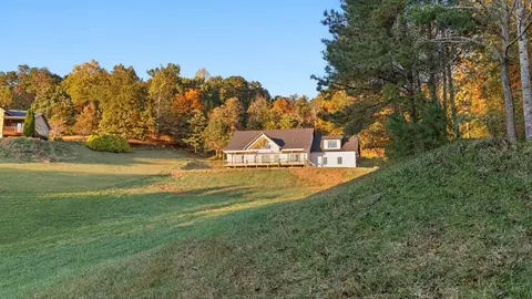 Exterior - 431 Tahlfield, Sylva, NC 28779 photo 10 of 22