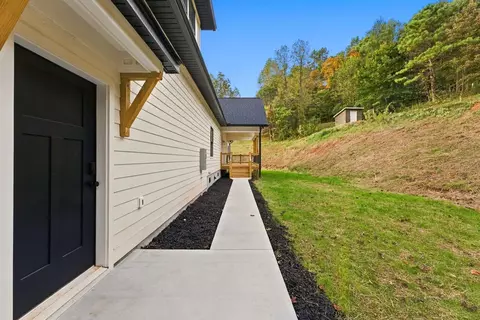 Exterior - 431 Tahlfield, Sylva, NC 28779 photo 14 of 22