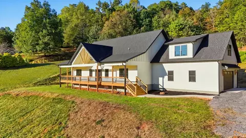 Exterior - 431 Tahlfield, Sylva, NC 28779 photo 2 of 22