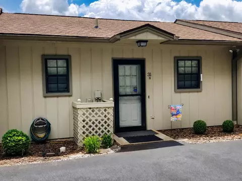 31 Mint Lk W UNIT B, Franklin, NC 28734