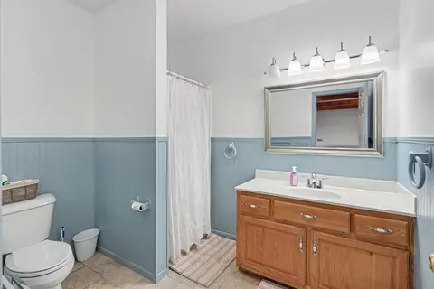 Bath - 804 Wikle Rd, Hayesville, NC 28904 photo 5 of 5