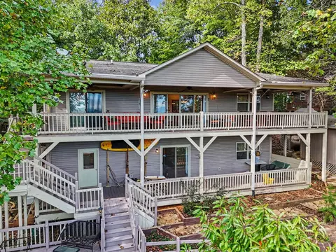 Exterior - 804 Wikle Rd, Hayesville, NC 28904 photo 6 of 29
