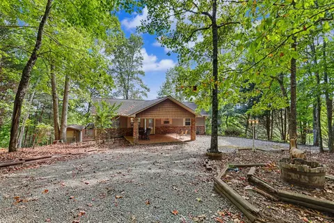 Exterior - 804 Wikle Rd, Hayesville, NC 28904 photo 2 of 29