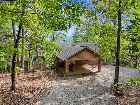 Exterior - 804 Wikle Rd, Hayesville, NC 28904 photo 5 of 29