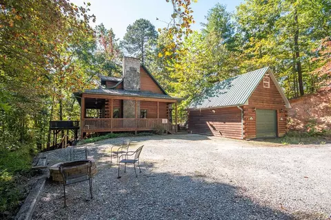 301 Almond Boat Park Rd, Bryson City, NC 28713