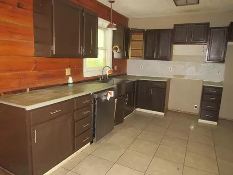 Kitchen - 85 Guy Knob, Franklin, NC 28734 photo 1 of 1