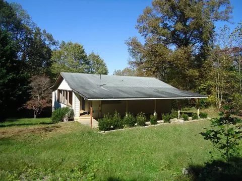 325 Caesar Rd, Otto, NC 28763 photo 1