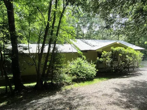 379 Cedar Hills Dr, Franklin, NC 28734 photo 1