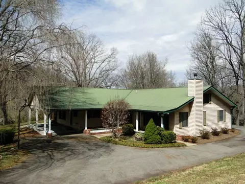 119 Bee Tree Ln, Franklin, NC 28734 photo 1