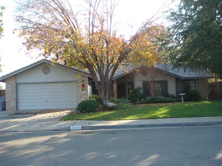 2286 Ellery Ave, Clovis, CA 93611 photo 1