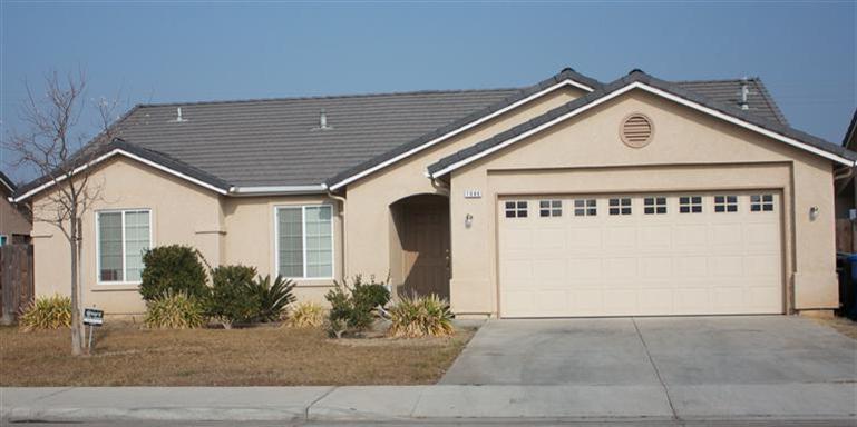 1886 Heidi Ave, Sanger, CA 93657 photo 1