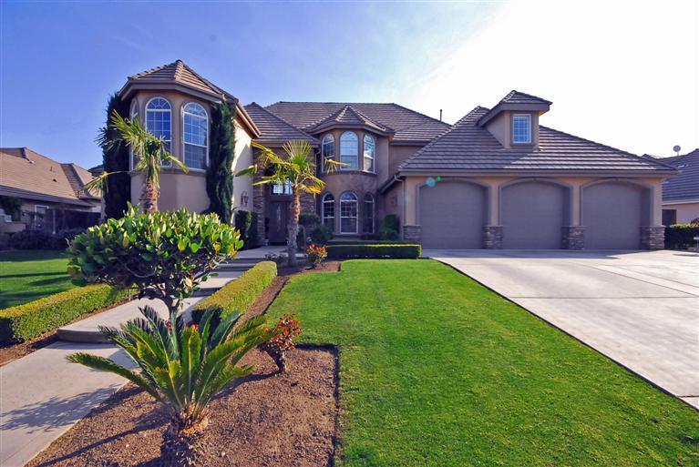 12186 N Via Piemonte Ave, Clovis, CA 93619 photo 1