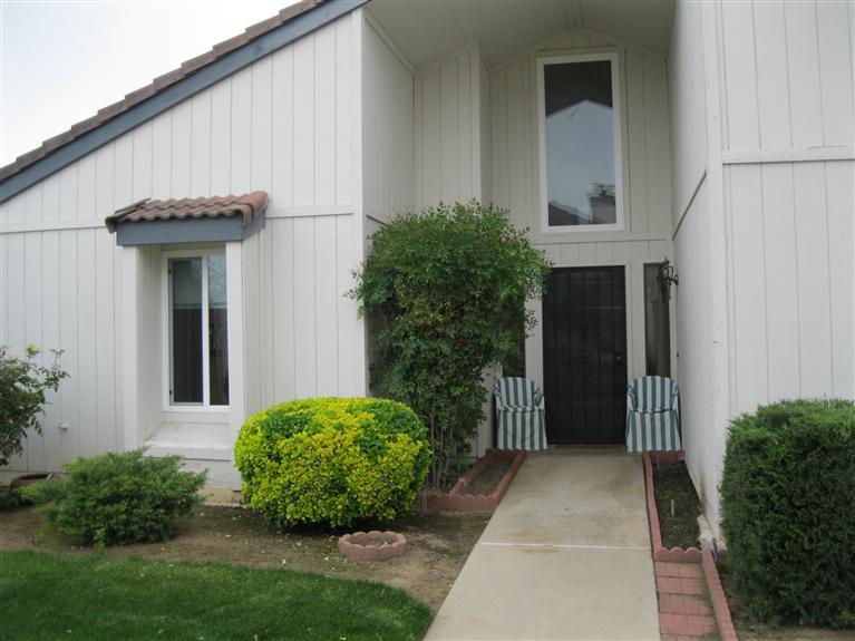 1976 Cougar Ln, Clovis, CA 93611 photo 1