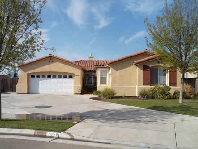 2858 Myrtle Ave, Sanger, CA 93657 photo 1